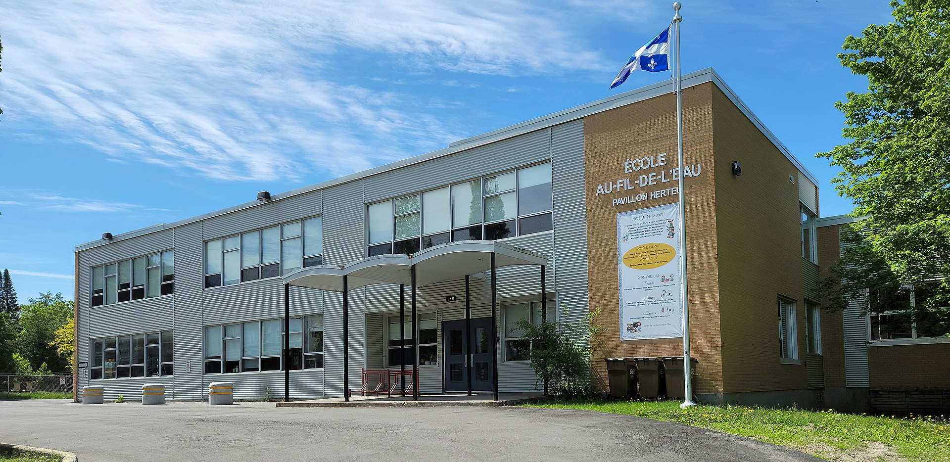 Le pavillon Hertel de l'école primaire Au-fil-de-l'eau, à Mont-Saint-Hilaire
