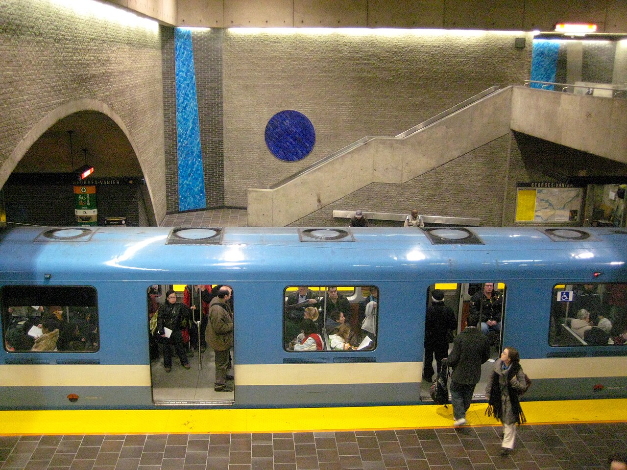 Station de métro de la Petite-Bourgogne