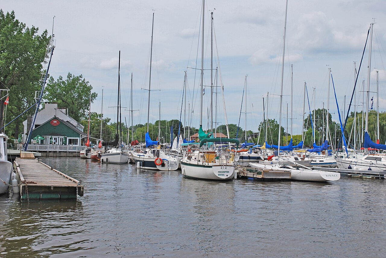 La marina du Pointe-Claire Yacht Club, sur le lac Saint-Louis