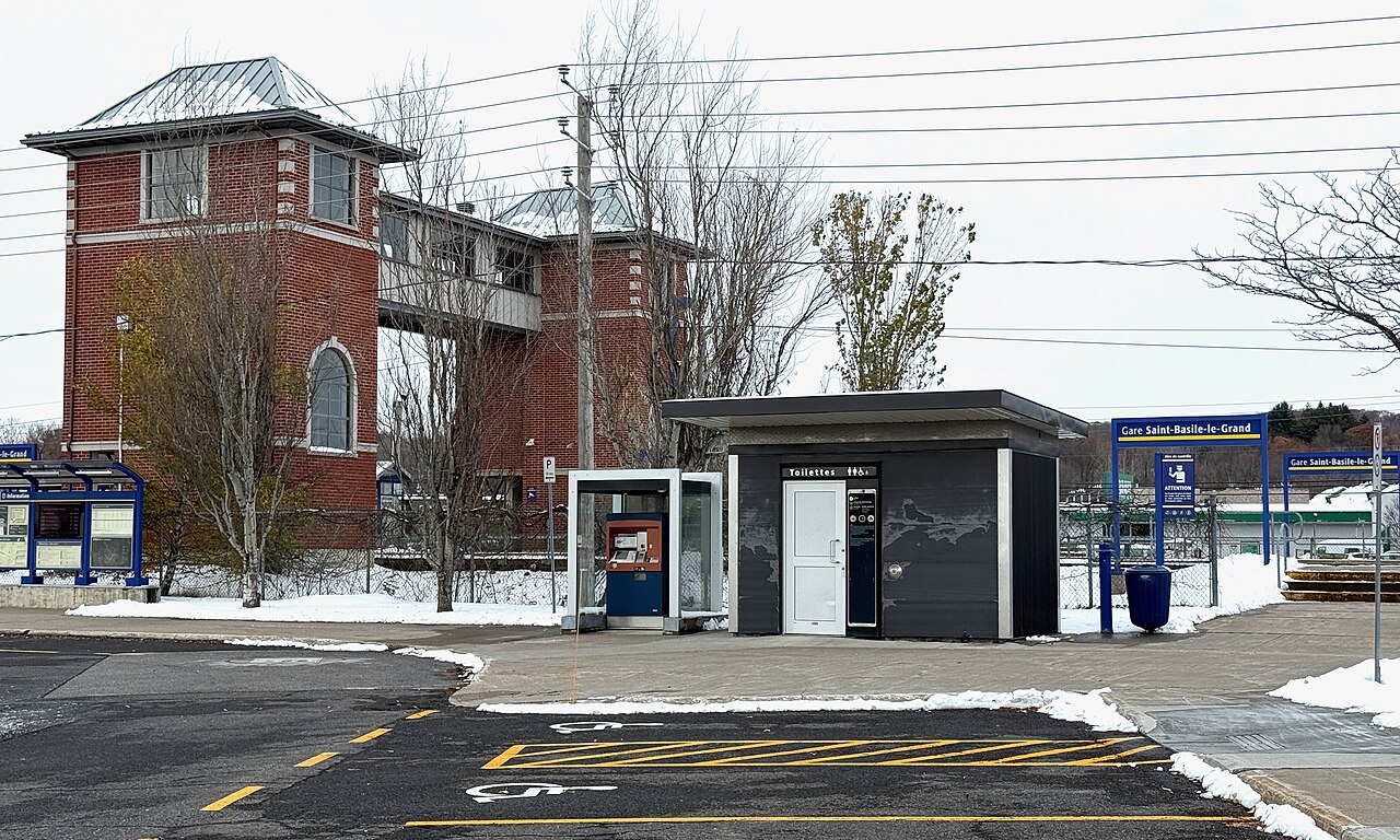 La gare Saint-Basile-le-Grand du réseau exo, sur la ligne Mont-Saint-Hilaire