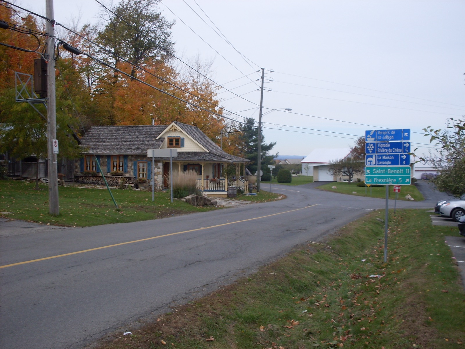 Maison de pierre à l'intersection du chemin Principal et de la montée McCole, à Saint-Joseph-du-Lac